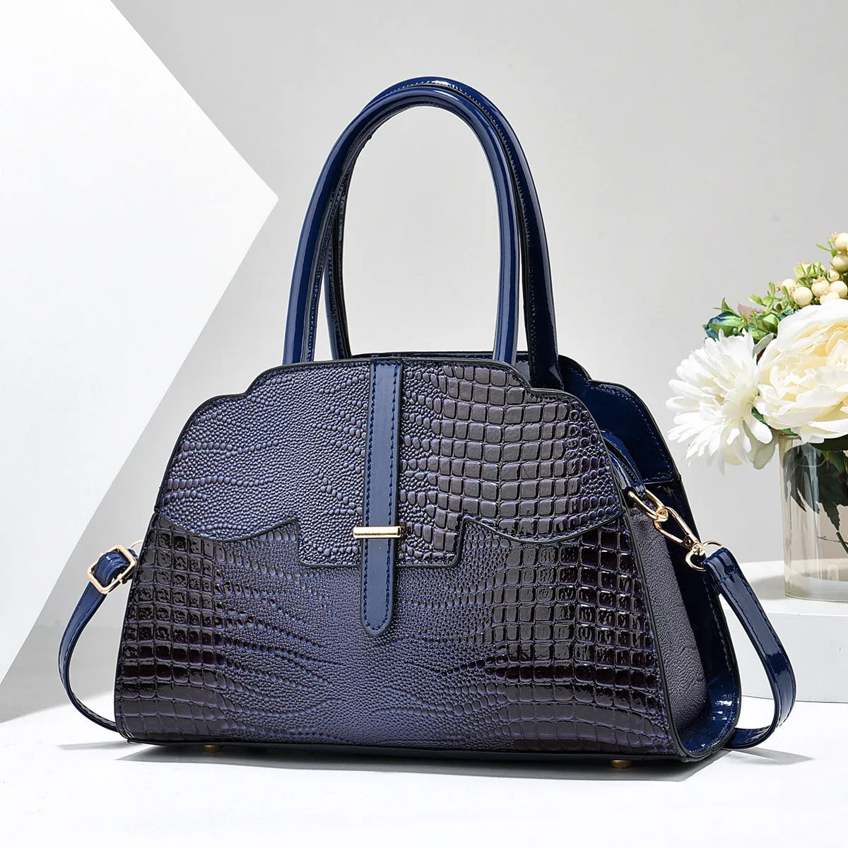 H1786 - Crocodile Pattern Elegant Handbag