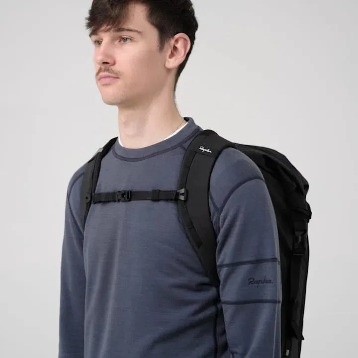 RAPHA Roll Top Backpack 30L - Black/Black